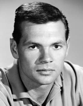 Gary Lockwood isactor