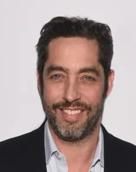 Nick Loeb isactor