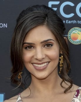 Camila Banus isactor