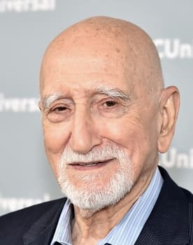 Dominic Chianese isactor