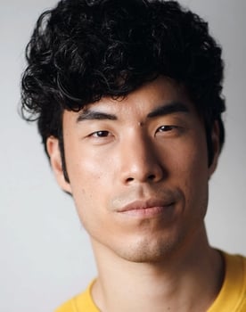 Eugene Lee Yang isactor