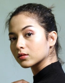 Putri Marino isactor