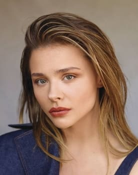 Chloë Grace Moretz isactor