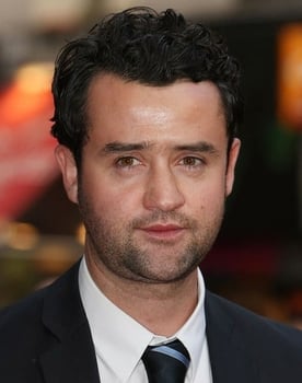 Daniel Mays isactor