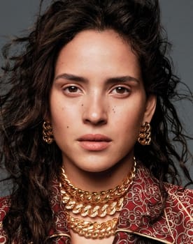 Adria Arjona isactor