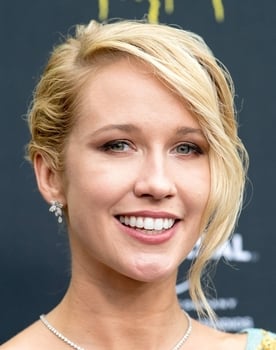 Anna Camp isactor