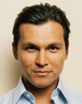 Adam Beach isactor