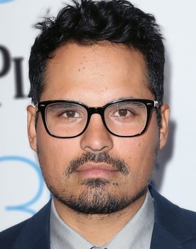 Michael Peña isactor