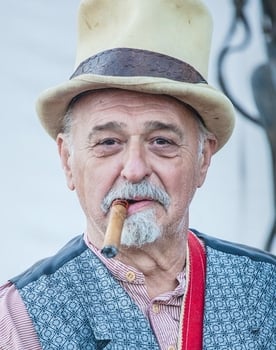 Peter Sherayko isactor