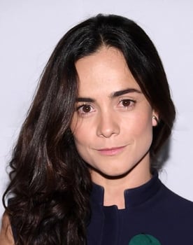 Alice Braga isactor