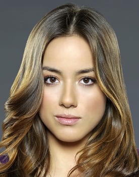 Chloe Bennet isactor