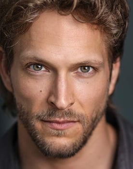 Jon Cor isactor