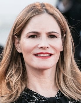 Jennifer Jason Leigh isactor