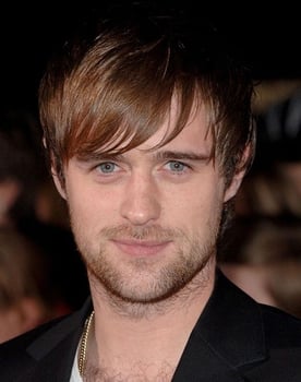 Jonas Armstrong isactor