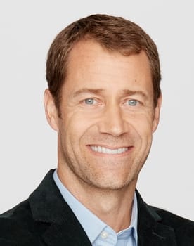 Colin Ferguson isactor