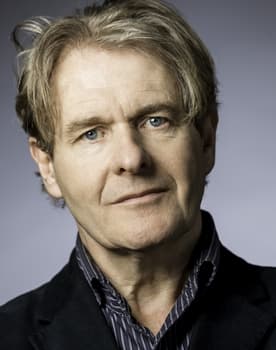 Robert Bathurst isactor