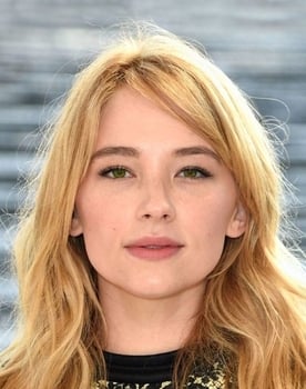 Haley Bennett isactor