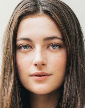 Millie Brady isactor