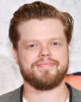 Elden Henson isactor