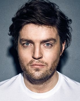 Tom Burke isactor