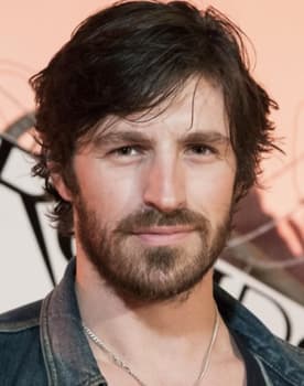 Eoin Macken isactor