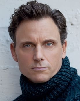 Tony Goldwyn isactor