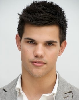 Taylor Lautner isactor