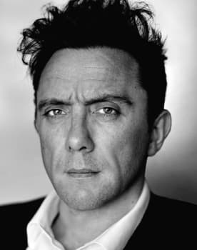 Peter Serafinowicz isactor