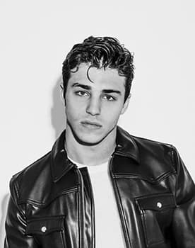 Tanner Zagarino isactor