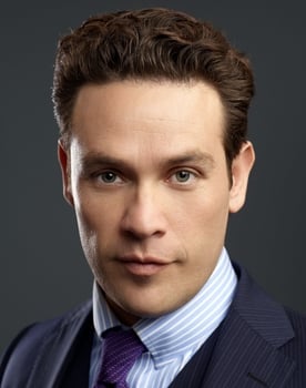 Kevin Alejandro isactor