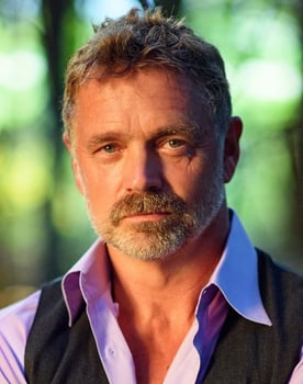 John Schneider isactor