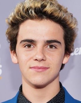 Jack Dylan Grazer isactor