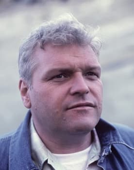 Brian Dennehy isactor