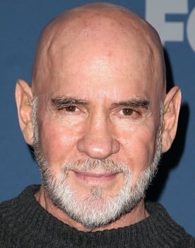 Mitch Pileggi isactor