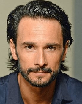 Rodrigo Santoro isactor