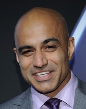 Faran Tahir isactor