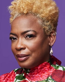 Aunjanue Ellis-Taylor isactor