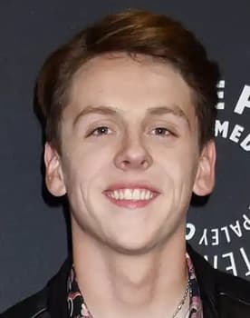 Jacob Bertrand isactor