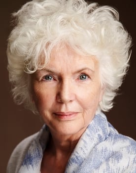 Fionnula Flanagan isactor