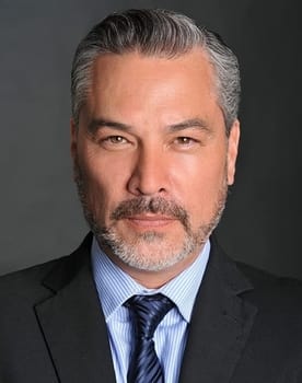 Mauricio Mendoza isactor