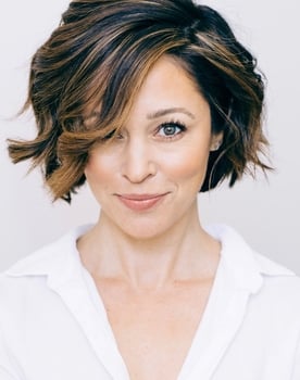 Autumn Reeser isactor