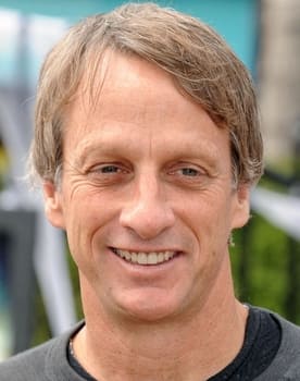 Tony Hawk isactor