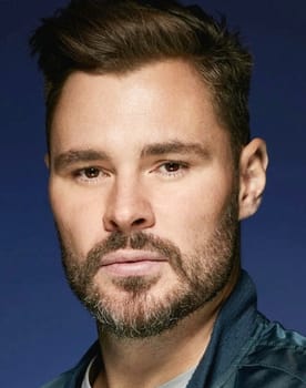 Patrick John Flueger isactor