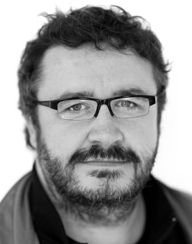 Mark Benton isactor