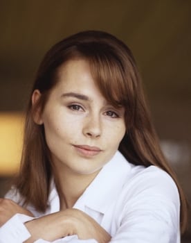 Tara Fitzgerald isactor