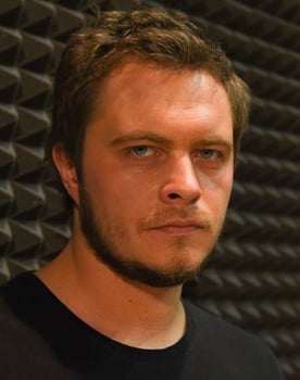 Tomasz Schuchardt isactor