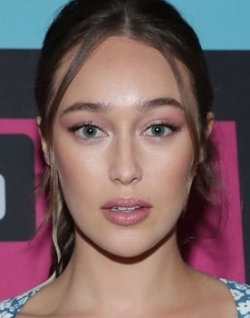 Alycia Debnam-Carey isactor