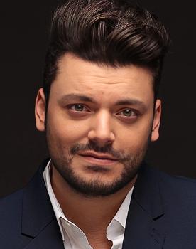 Kev Adams isactor