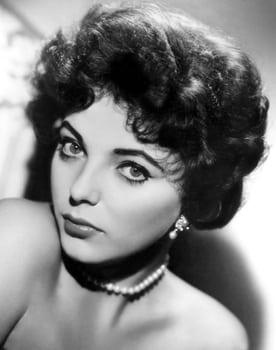 Joan Collins isactor