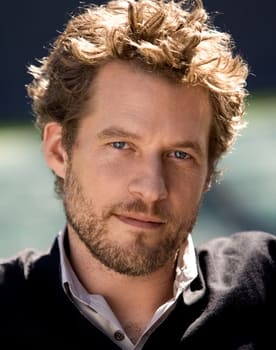 James Tupper isactor